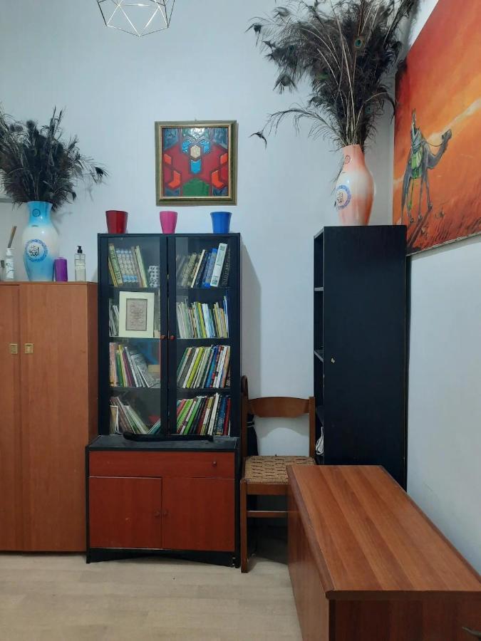 Private Room In A Quiet Apartment In The City Center Milan Exterior photo